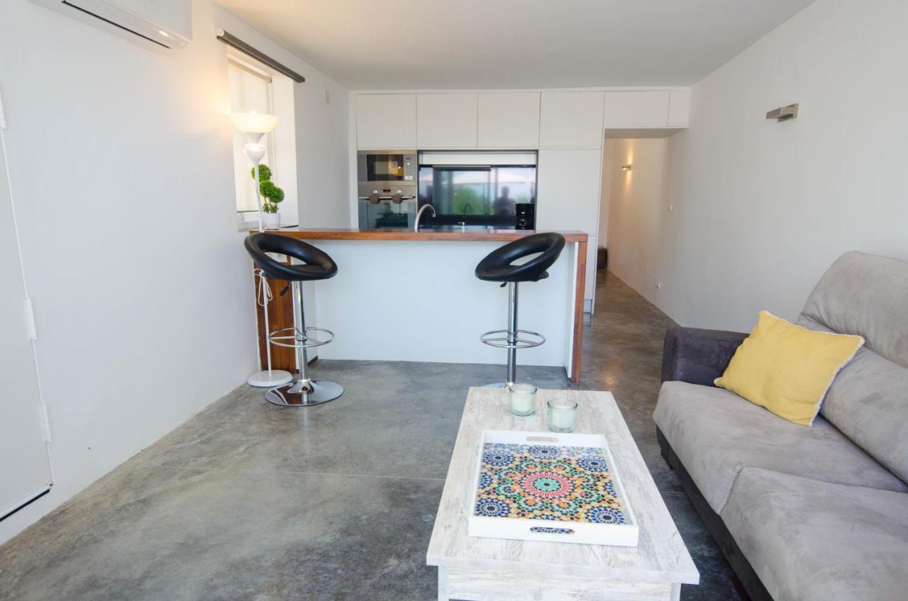 Apartment Seghers- Seaside Charm By The Beach Estepona Exterior foto